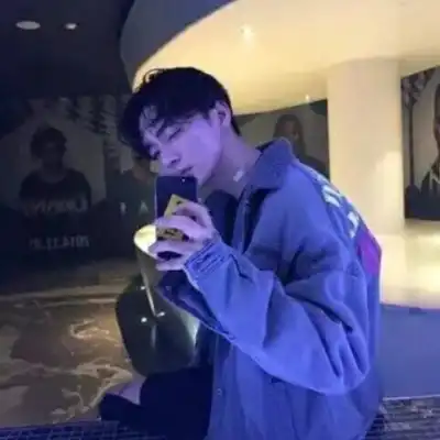 苍傲玉